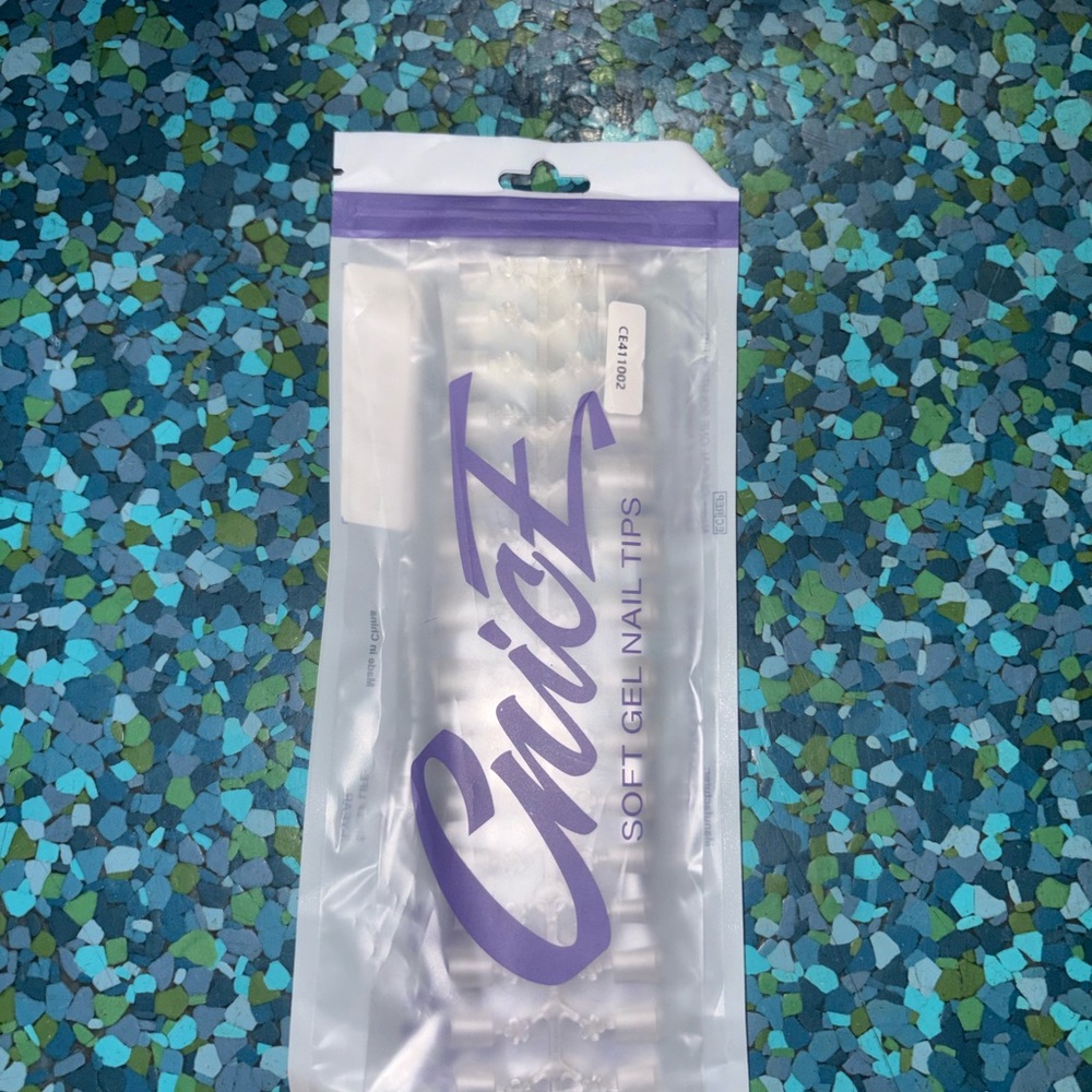 Soft Gel Nail Tips in White - Pack of Clear/White Tips